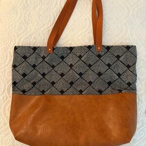 Stylish Tan and Black leather Tote Bag